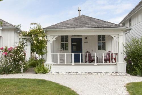 Seabrook House | Captain Morgans by Seabrook Hospitality