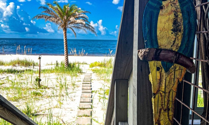 Port St. Joe Condo | Captain Roy's - A treasure on the beach Beachfront, Beachfront, Beachfront