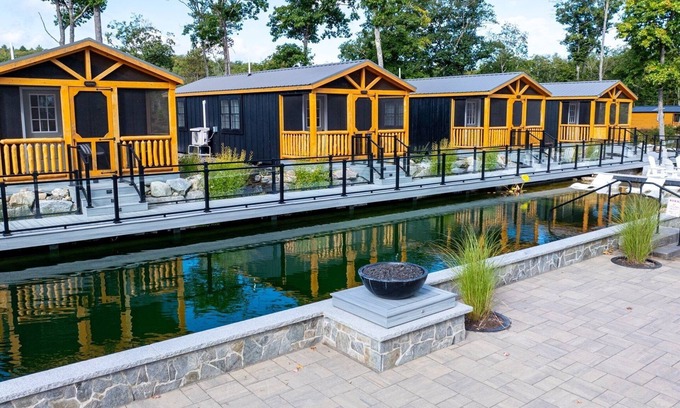 North Sebago Villa | Cardinal Limit 3 1 Bedroom Cabin