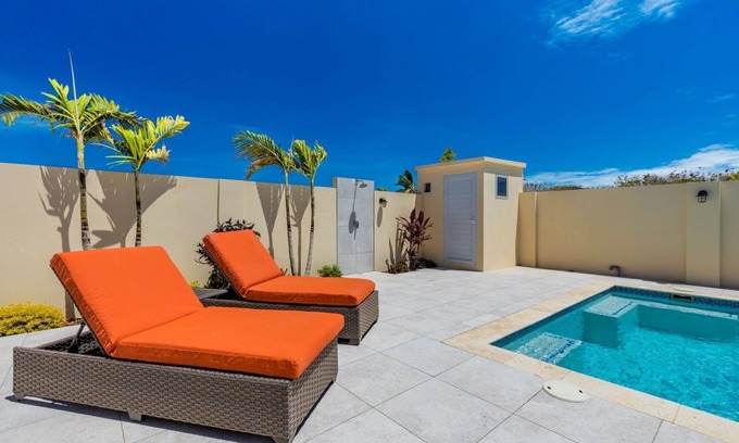 Washington House | Caribbean Queen Luxury villa w/pool & jacuzzi