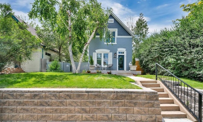 Sloan Lake House | Carla Conde