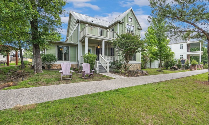 Eufaula House | Carlton Landing-Sweet's Retreat