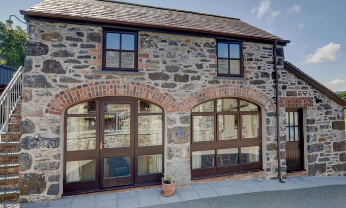 Llanrwst House | Carnedd Dafydd in the beautiful Llanrwst