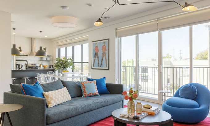 Historic Edgefield Apartment | Carter #401 by AvantStay | 4BR + Balcony