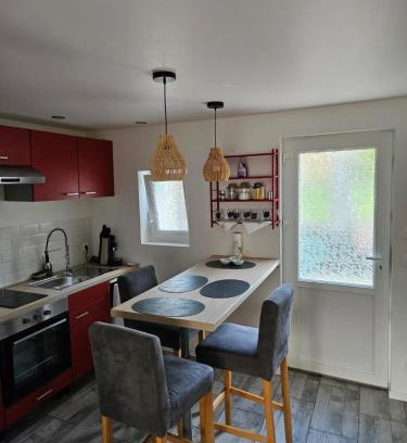 Plonevez-du-Faou House | Casă mică și șarmantă la țară