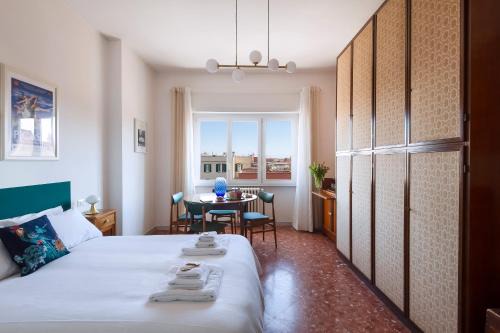Pigneto Apartment | Casa Adele Lovely Mid-century Apartment, Rome