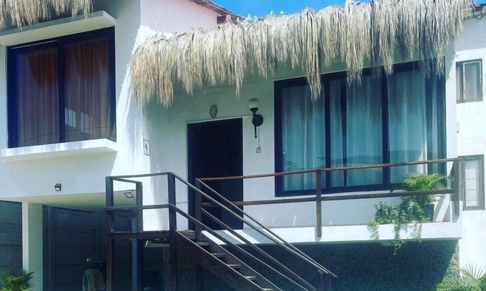 Mancora House | Casa Adriel best sunset view! 50 meters from the beach