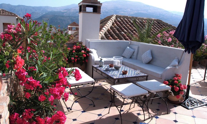Pinos del Valle Bed & Breakfast | Casa Aire de Lecrin