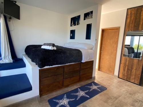 La Ventana Hotel | Casa Arrecife - Dorado Suite, Fast Wifi & Balcony! Beach is steps away!