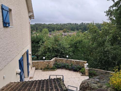 Prunay-sur-Essonne House | Casa Azul