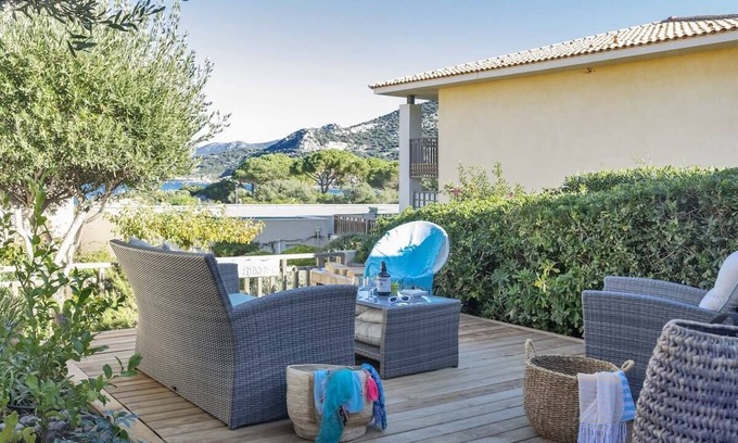 Marine de Saint Ambroggio Apartment | Casa Azul Turquesa