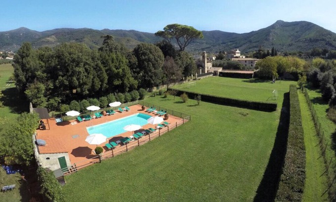 Calci Apartment | Casa Azzurro - Agriturismo Rosselmini | Historic residence in Tuscany