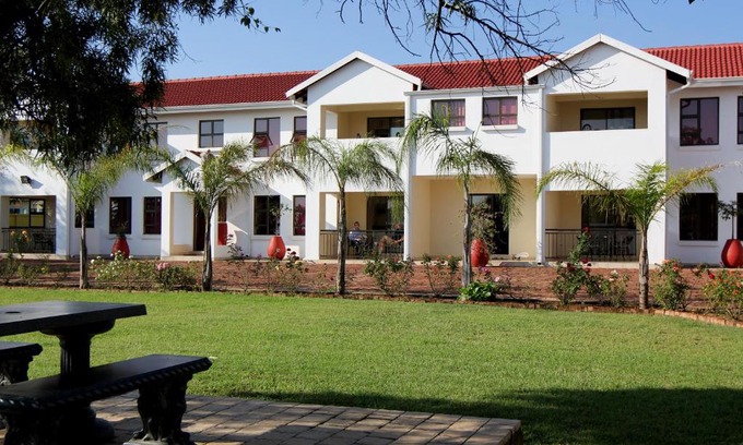 Hartbeespoort Bed & Breakfast | Casa Bianca Guest Lodge