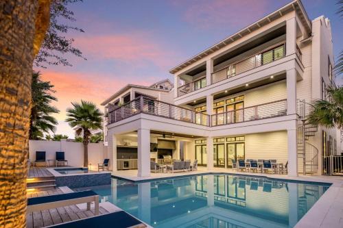 Crystal Beach House | Casa Blanco