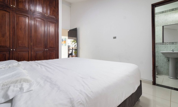 Ciudad Jardin Apartment | Casa Blau - Junior Suite 1