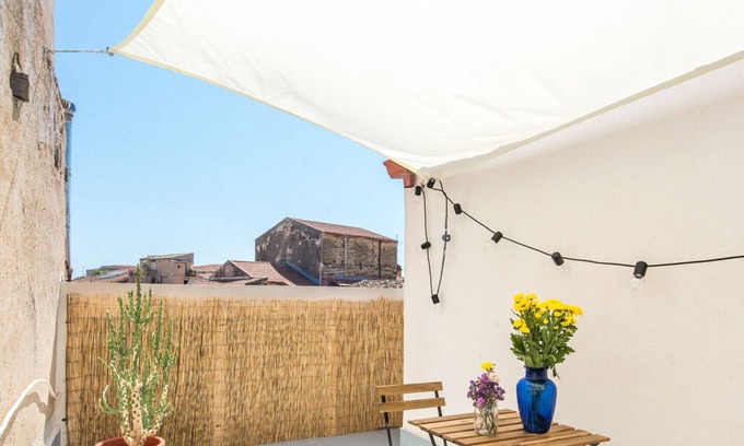 Castellammare Vucciria Apartment | Casa Blu con terrazza alla Vucciria by Wonderful Italy