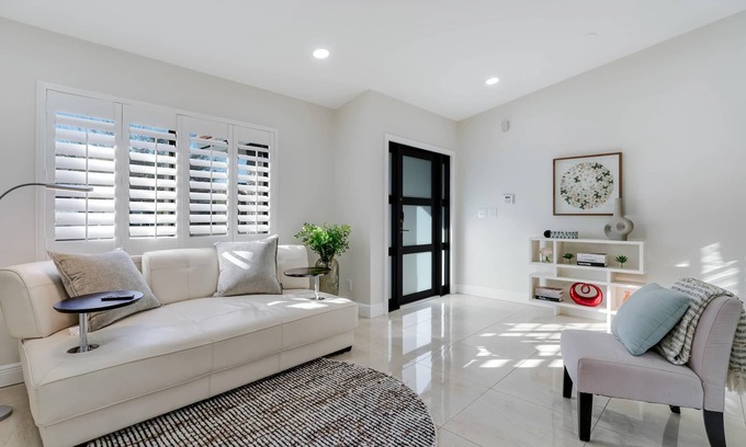 The Hammocks House | Casa Brisa - Stylish, BBQ, Near heart of Kendall