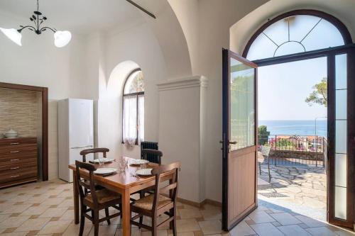 Bussana Apartment | Casa Bussana - Wifi & AC by HostFacile