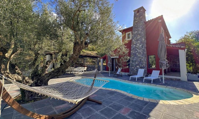 Aigialeia House | Casa Calma Villa Greece