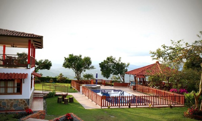 La Estrella Hotel | Casa Chute