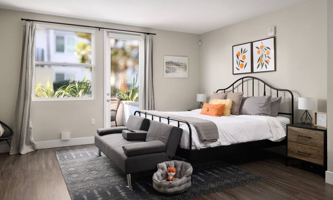 Orange Apartment | Casa Clementine - 10 min to SNA/Beach+Free Parking