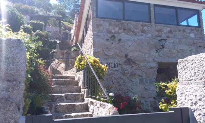 Marinhas House | Casa Colmeia