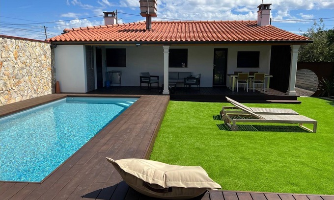 Ilha House | Casa da Ti Bemvinda - Two Bedroom House, Sleeps 4