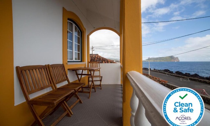 Angra do Heroismo House | Casa das Arcadas