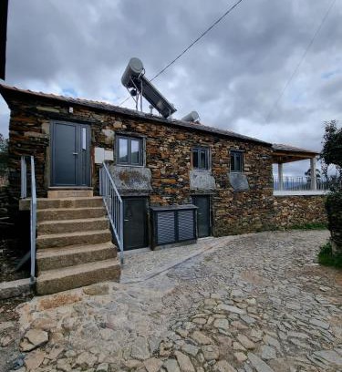 Arouca Apartment | Casa de baixo studios