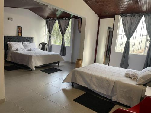 Suba House | Casa de Huéspedes Pontevedra - cerca a la clínica Shaio, Pontevedra