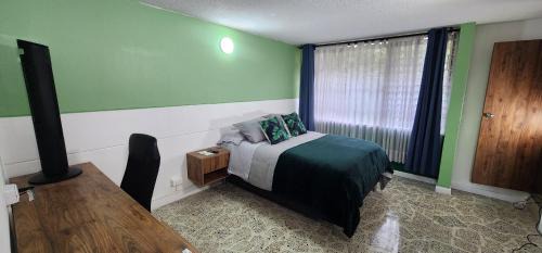 Laureles - Estadio Apartment | Casa de las palmas 3