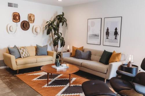 San Juan Capistrano House | Casa de Vaqueros! Family&Pet Friendly! 3mi to the Beach!