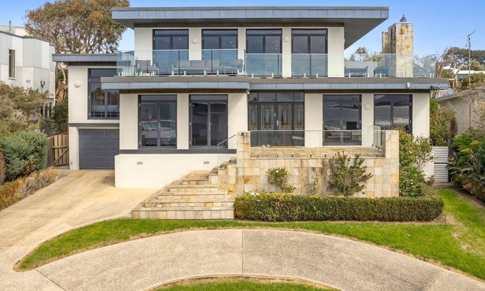 Marengo House | Casa del Mar - A stylish coastal retreat
