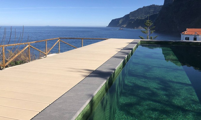 Ponta Delgada Villa | Casa Del Mar- Wonderfull Sea Views & Swimming Pool