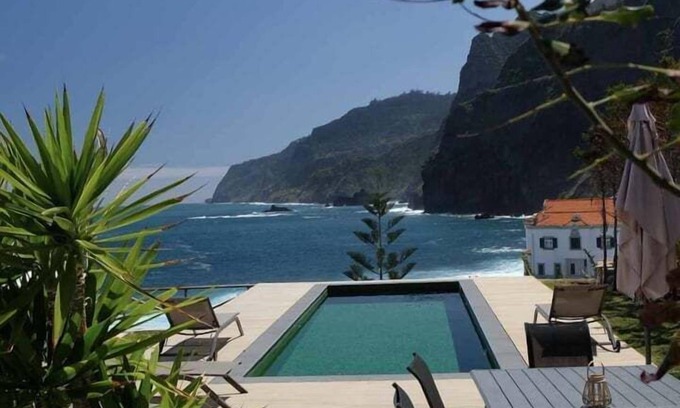 Ponta Delgada Villa | Casa Del Mar- Wonderfull Sea Views & Swimming Pool