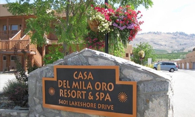 Okanagan-Similkameen Condo | Casa Del Mila Oro Beachfront 2 Bedroom Condo; Book for Spring/Summer 2026