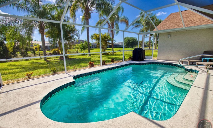 Broadmoor House | CASA DEL SOL-Heated pool. Bright, spacious, open floor plan