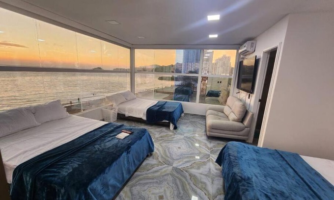 El Rodadero House | casa en el mar para 18 personas