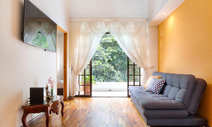 Buenos Aires House | Casa Entera-Cerca a Mall La Central y Estación de Tranvía