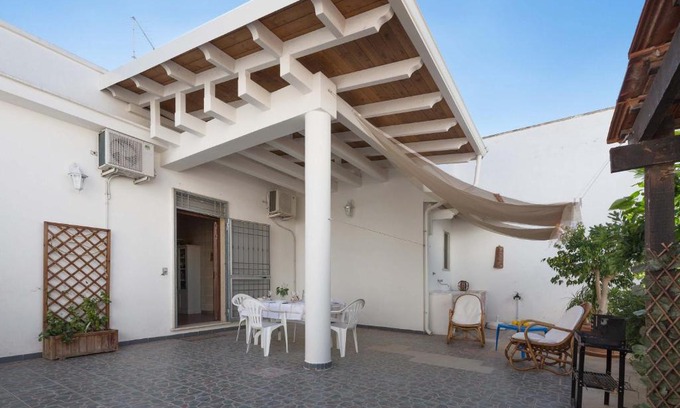 San Pietro in Bevagna House | Casa Francesca by BarbarHouse