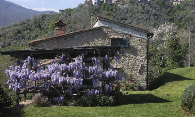 Pescia House | Casa Giusti Vellano PESCIA Pistoia