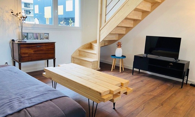 Trelaze House | Casa Granda - 5 bedroom house - Parking - Comfort