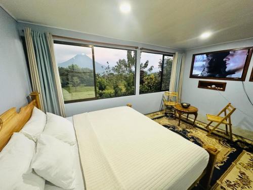 Monterrey House | Casa Isla del Arenal
