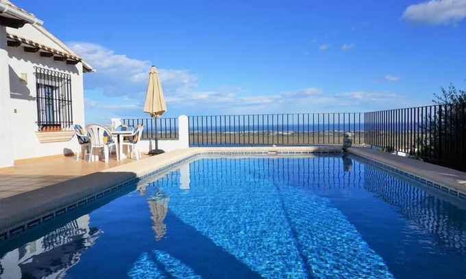 Monte Pego Ski Chalet | CASA JOSI with awesome views to the sea at Monte Pego