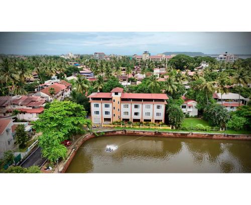 Panaji Hotel | Casa Laguna Lakefront