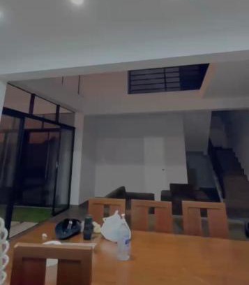 Laredo House | Casa Laguna
