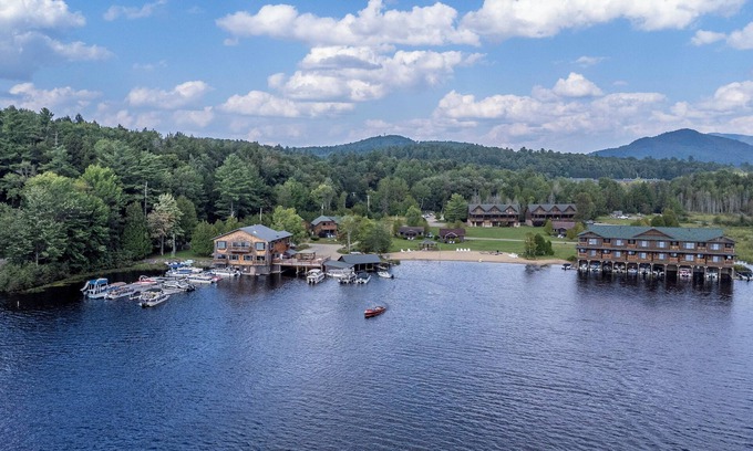 Saranac Lake House | Casa LoCura on Ampersand Bay