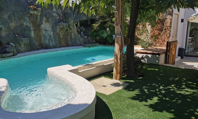 Sainte-Maxime Apartment | Casa Louise Suites and Spas