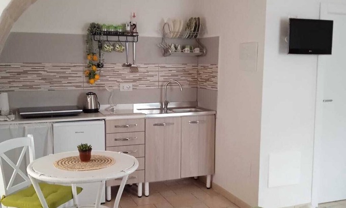 Centro Storico Apartment | Casa Me encanta antica Suite Monopoli