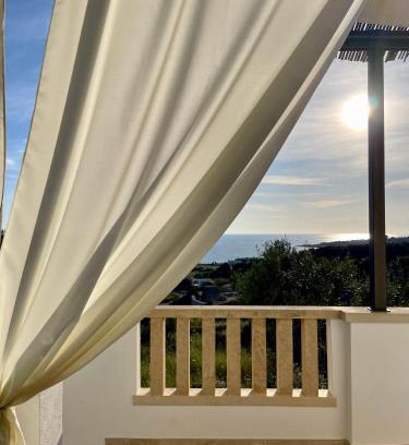 Marina di Felloniche House | CASA MELODIA - immersa negli uliveti con vista sul mare Ionio